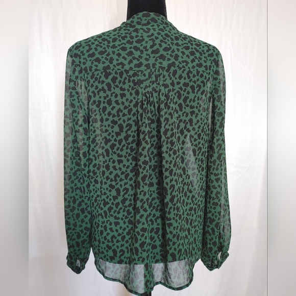 Women's MNG Blouse Top Shirt Black Green Animal Print Size 8 - Picture 2 of 8